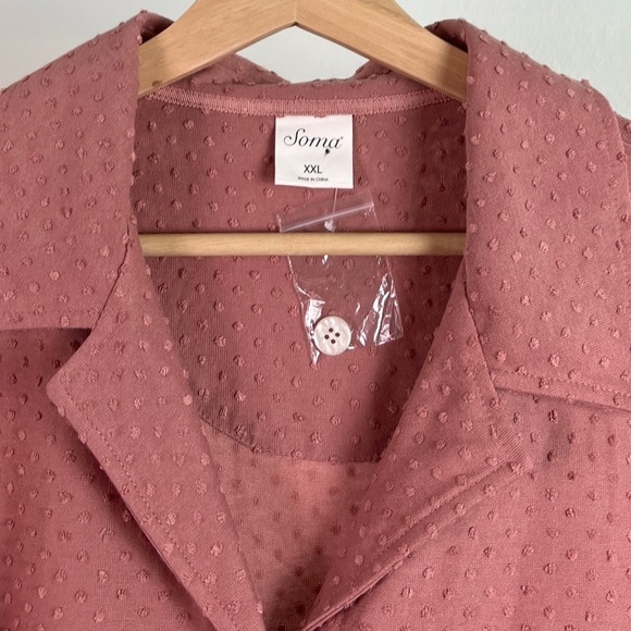NEW Soma Textured Dot Short Sleeve Notch Collar Pajama Top Pink - Picture 6 of 8